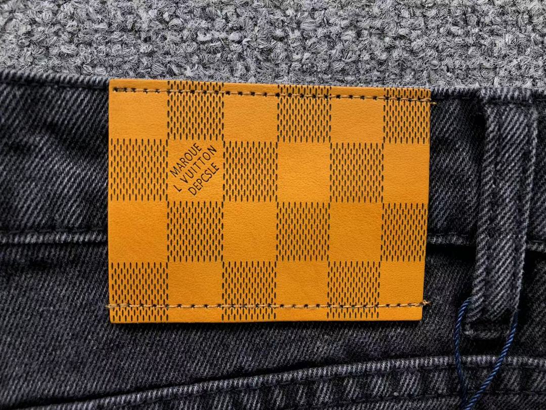 Louis Vuitton 195 L⭐ - Image 6