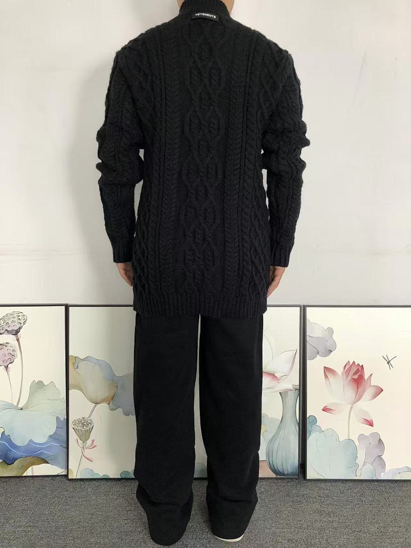 Vetements 235 VETEMENTS SWEATER 4201100728 (Im 170Cm 60Kg I Wear Size M In The Phot) - Image 4