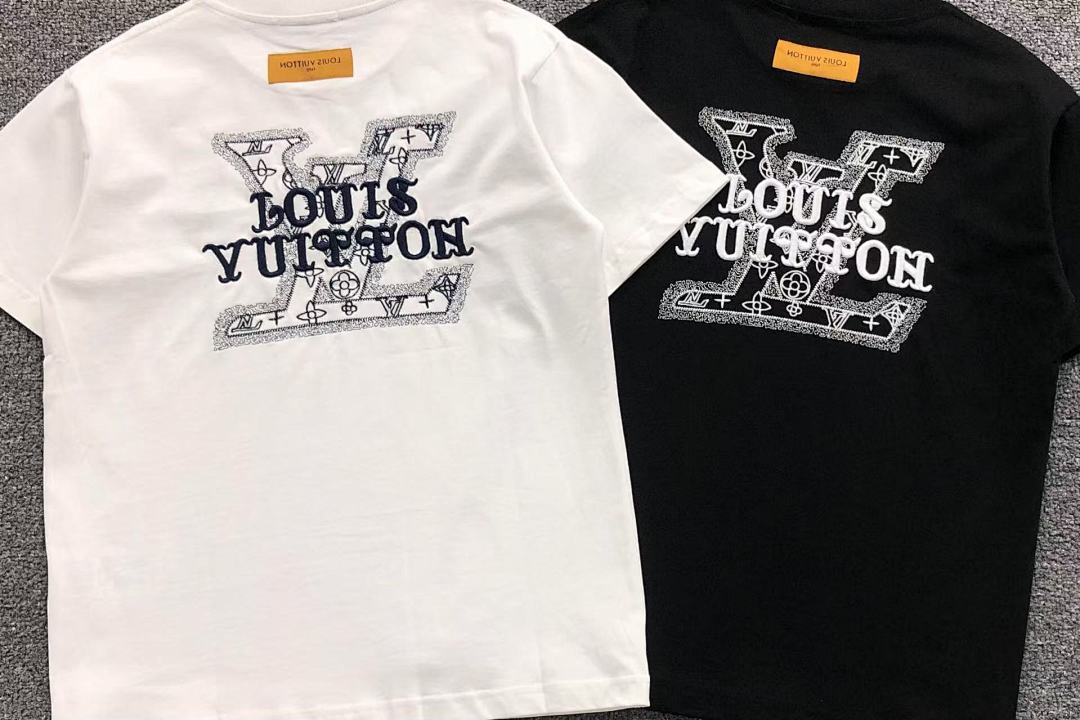 Louis Vuitton 118 L⭐ T-SHIRT 41062613126 (Im 170Cm 60Kg I Wear Size XS In The Phot) - Image 6