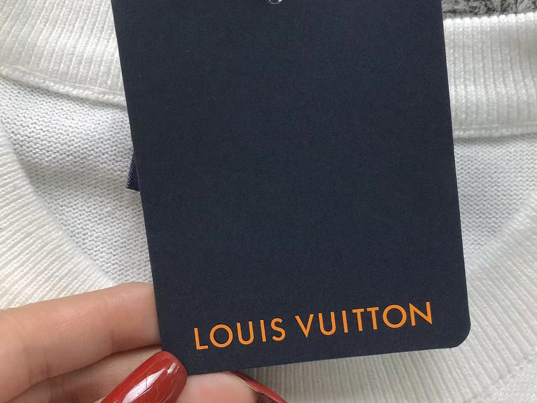 Louis Vuitton 178 L⭐ T-SHIRT 3207140721 (Im 170Cm 60Kg I Wear Size S In The Phot) - Image 15