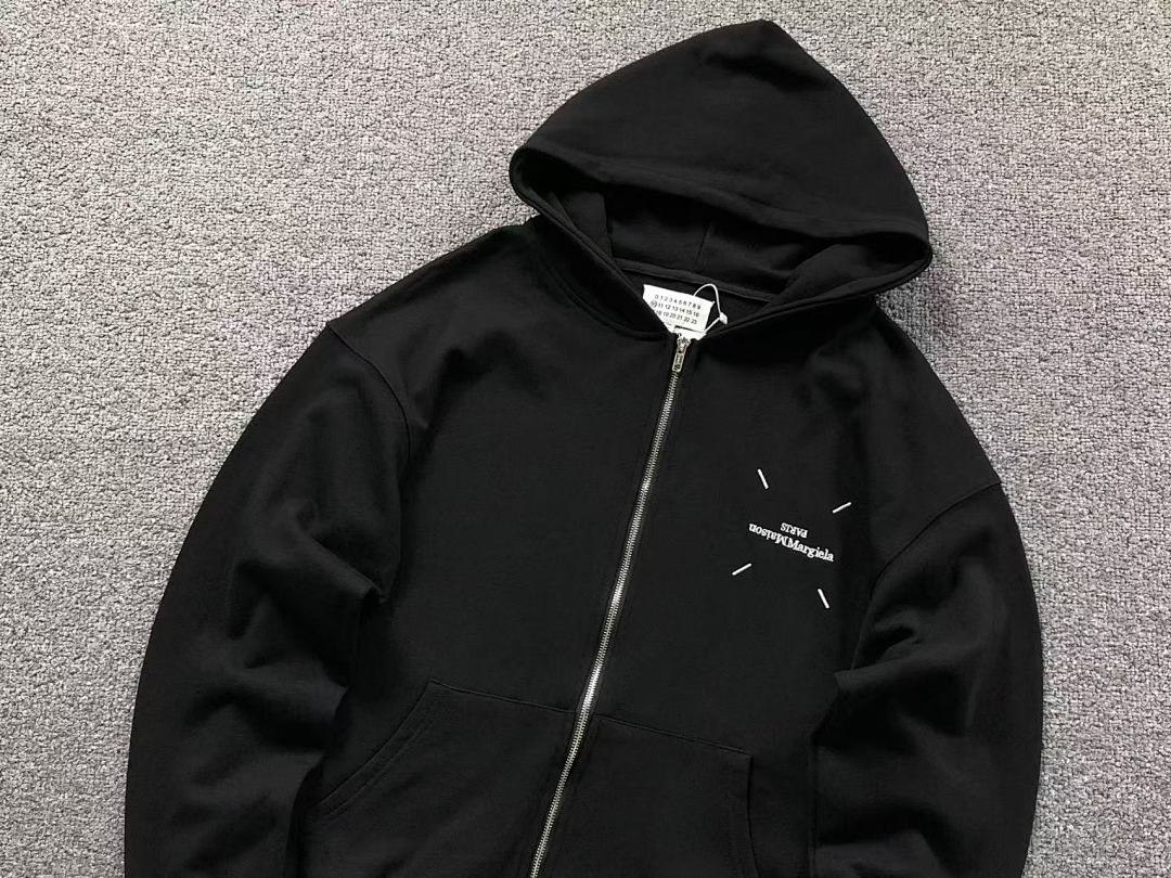 On Running 158 MAISON MARGIELA HOODIE 58261186 (Im 170Cm 60Kg I Wear Size 46 In The Phot) - Image 12