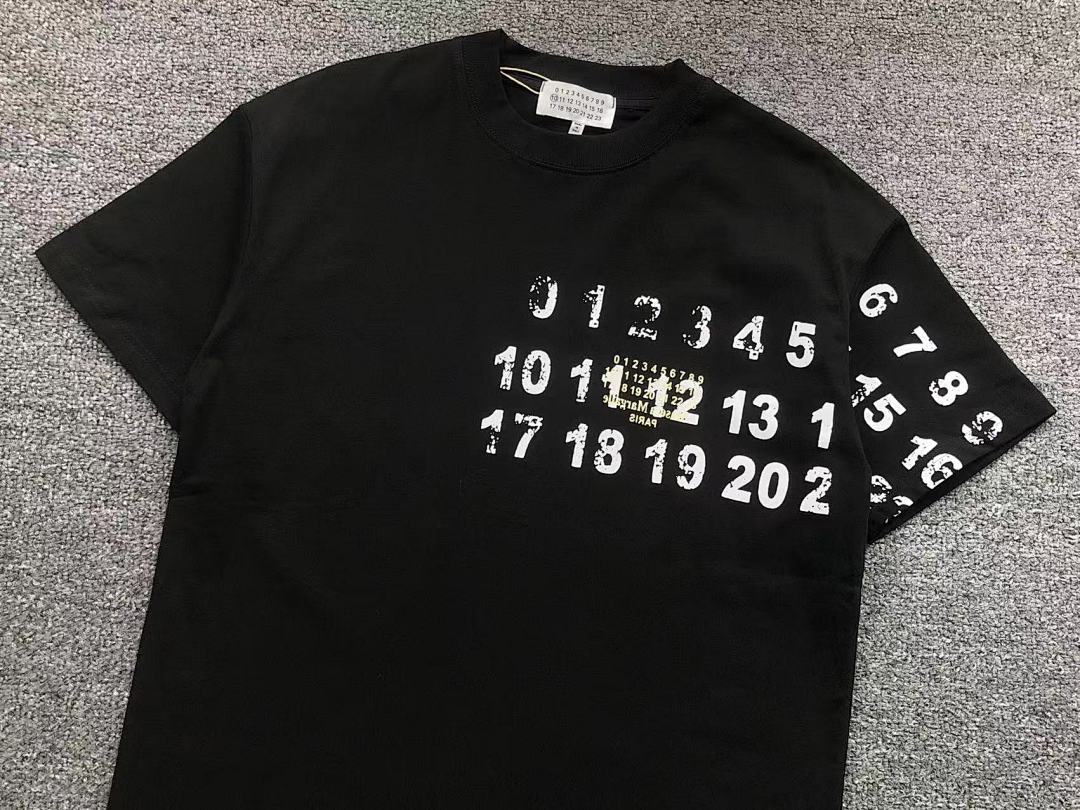 On Running 85 MAISON MARGIELA T-SHIRT 42012414162 (Im 170Cm 60Kg I Wear Size S In The Phot) - Image 11