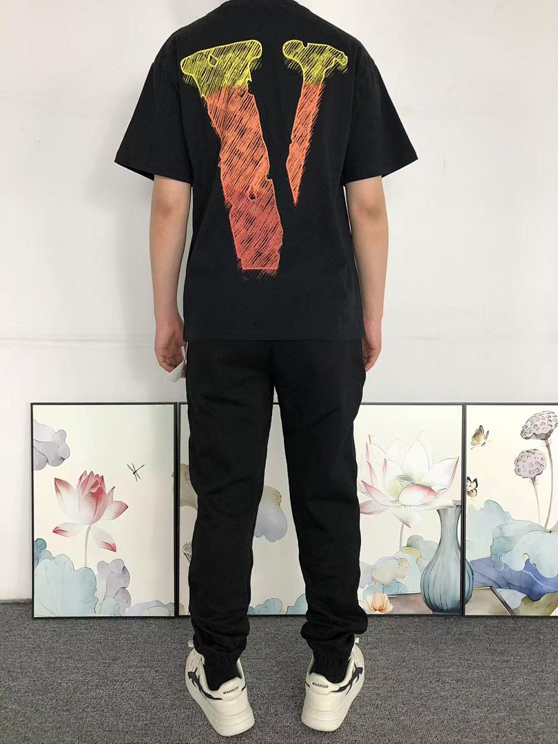 On Running 68 VLONE T-SHIRT 56120591 (Im 170Cm 60Kg I Wear Size S In The Phot) - Image 4