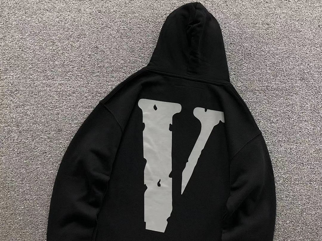 On Running 118 VLONE HOODIE 510113691 (Im 170Cm 60Kg I Wear Size S In The Phot) - Image 12
