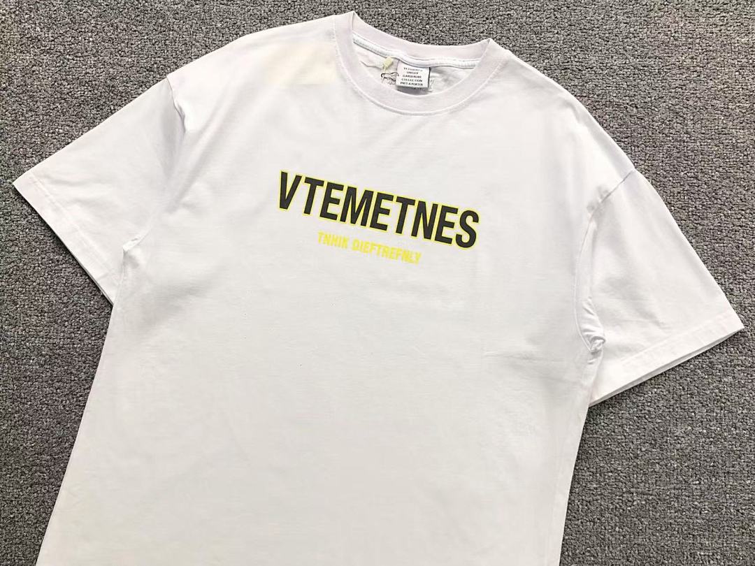 Vetements 88 VETEMENTS T-SHIRT 41091603145 (Im 170Cm 60Kg I Wear Size S In The Phot) - Image 11