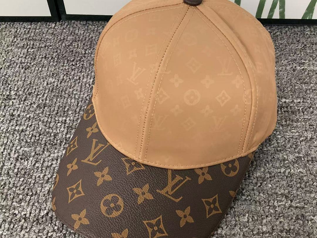 Louis Vuitton 68 L⭐ - Image 9
