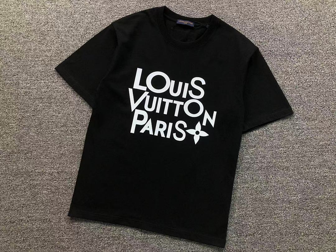 Louis Vuitton 158 L⭐ T-SHIRT 22040364001 (Im 170Cm 60Kg I Wear Size XS In The Phot) - Image 11