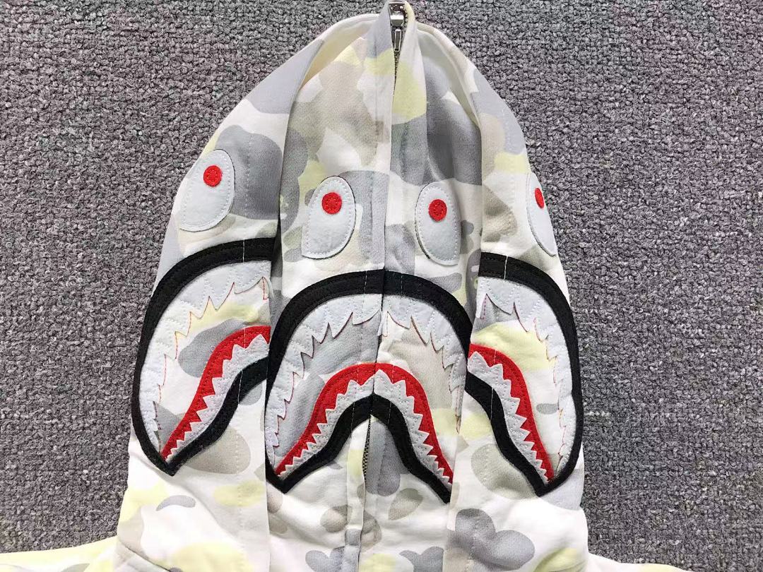 Bape 238 BAPE HOODIE 4111080677 (Im 170Cm 60Kg I Wear Size L In The Phot) - Image 24