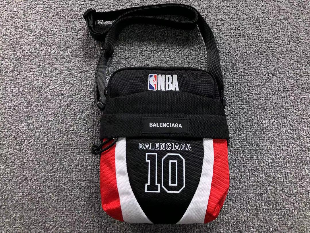 Unbranded 235 B⭐L⭐⭐⭐IA⭐A NBA BASKETBALL BAG 2207151001 (Long 19CM* Wide 8CM* High 23CM) - Image 4