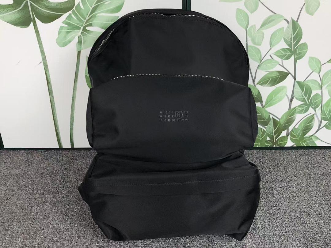 Unbranded 438 MAISON MARGIELA BAG 219230901 (Long 40CM* Wide 18CM* High 45CM) - Image 2