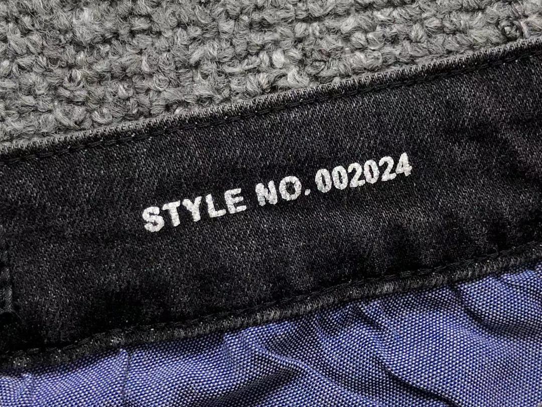 Purple 185 (PURPLE TROUSERS) - Image 27