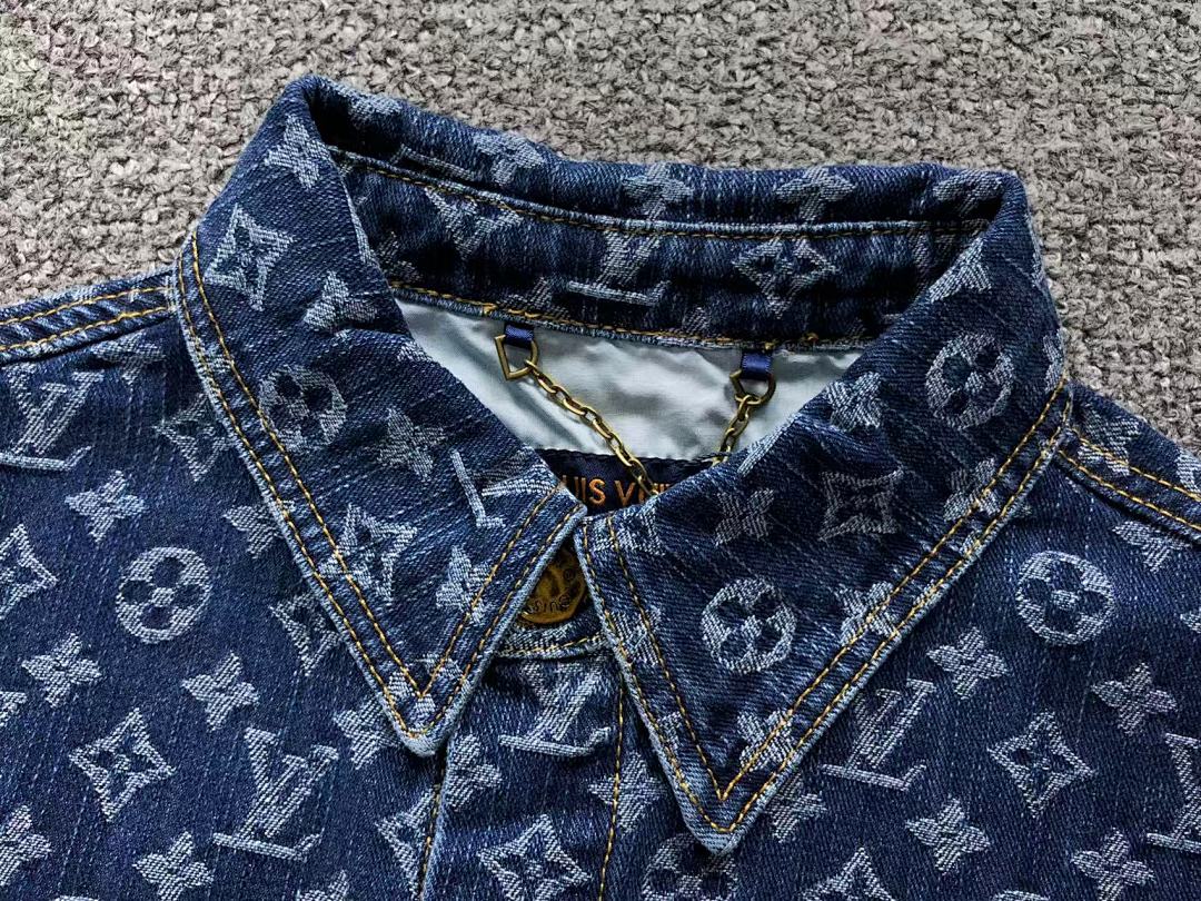 Louis Vuitton SHORTS 158 L⭐ T-SHIRT 3204091121 (Im 170Cm 60Kg I Wear Size S In The Phot) - Image 14
