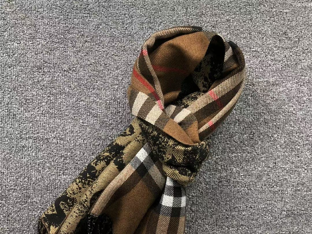 Burberry 85 B⭐R⭐E⭐RY SCARF 512202976 (Long 184CM* Wide 65CM*) - Image 7