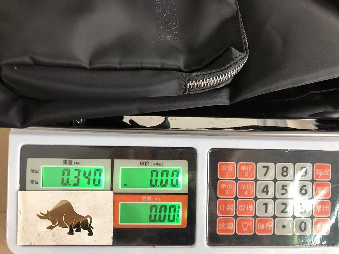 On Running 188 MAISON MARGIELA BAG 1106121524 (Long 35CM* Wide 7CM*38CM) - Image 20