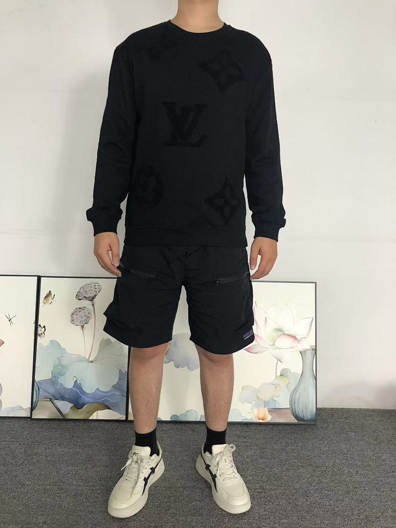 Louis Vuitton 128 L⭐ HOODIE 582920147 (Im 170Cm 60Kg I Wear Size M In The Phot) - Image 3
