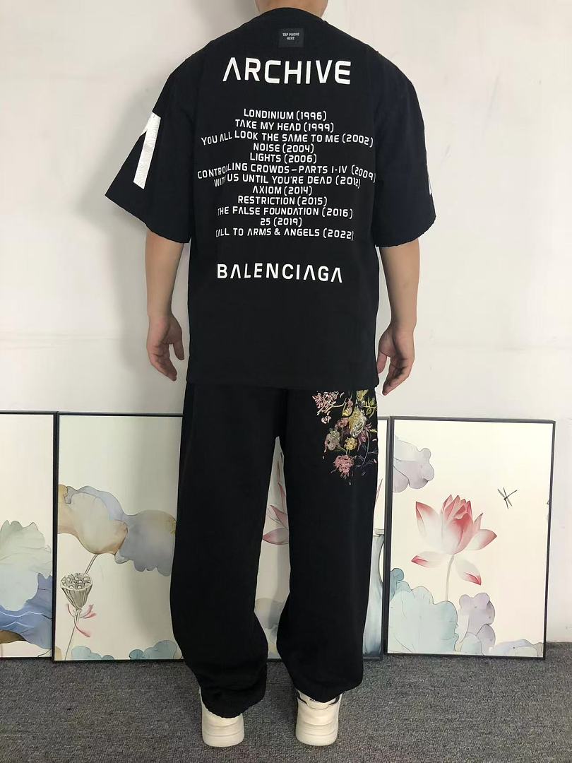 Balenciaga 128 B⭐L⭐⭐⭐IA⭐A T-SHIRT 42042605163 (Im 170Cm 60Kg I Wear Size XS In The Phot) - Image 4