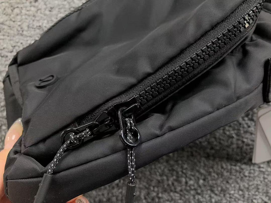 On Running 128 LULULEMON BAG 4106032777 (Long 16CM* Wide 7CM* High 20CM) - Image 26