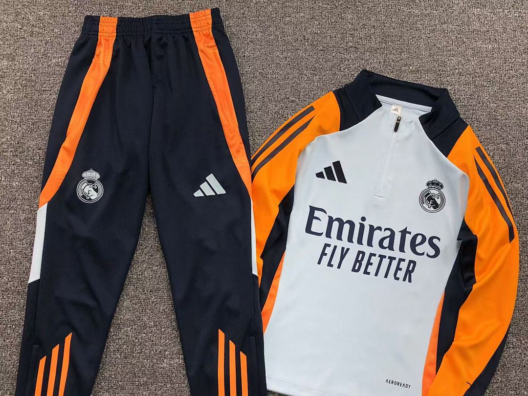 Chanel 135 FOOTBALL CHILD TROUSERS LONG - Image 5