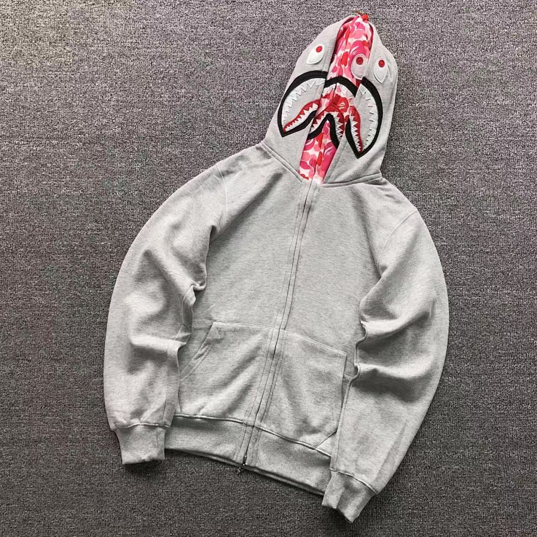 Bape 215 BAPE HOODIE 3203210517 (Im 170Cm 60Kg I Wear Size M In The Phot), photo 1