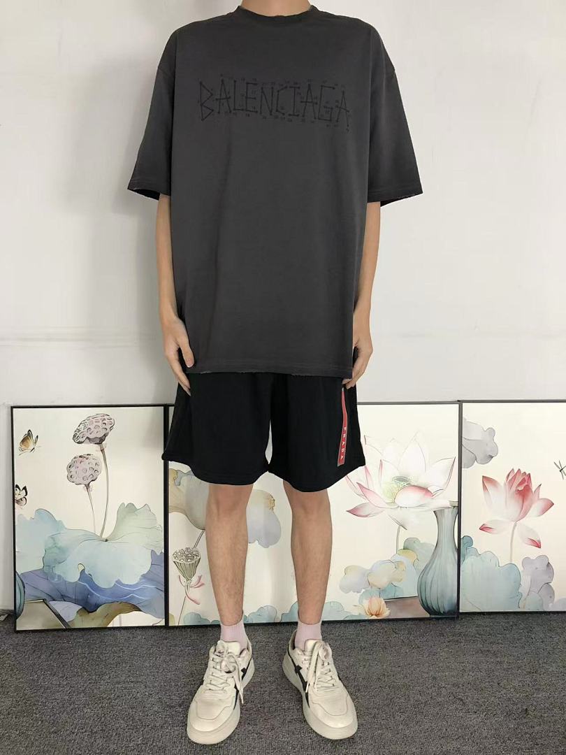 Balenciaga 118 B⭐L⭐⭐⭐IA⭐A T-SHIRT 3203070403 (Im 170Cm 60Kg I Wear Size M In The Phot) - Image 3