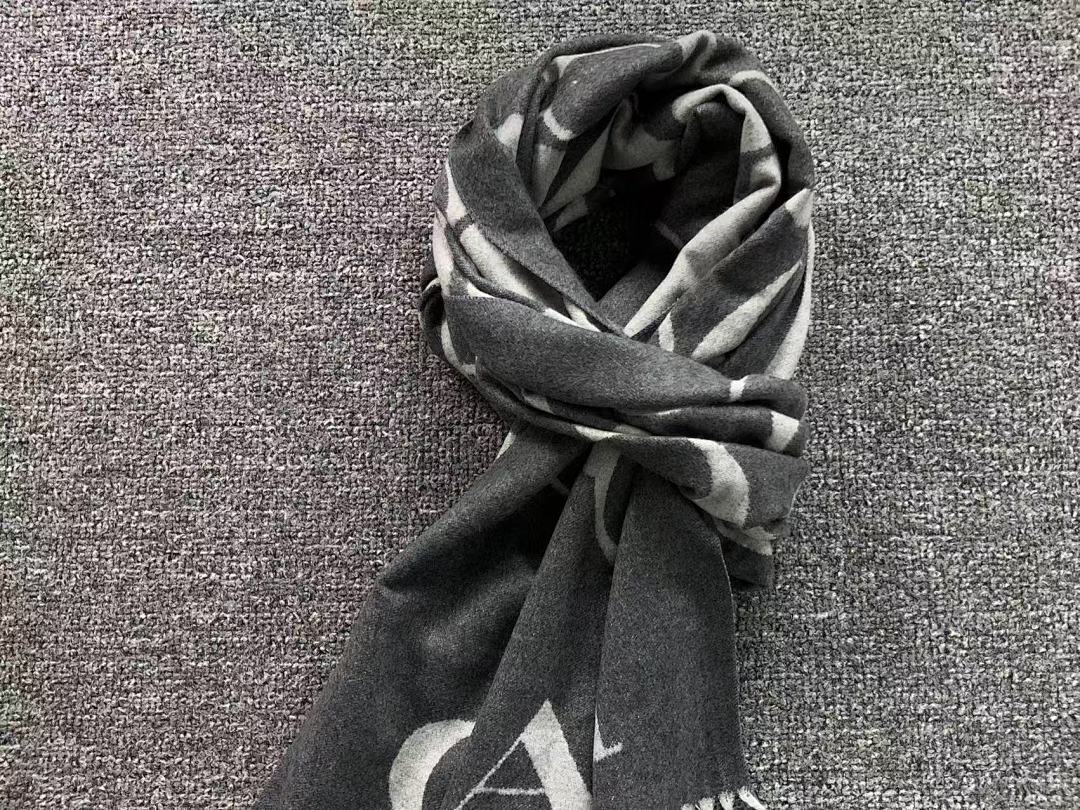 Coach 85 C⭐A⭐H SCARF 218090176 (Long 186CM* Wide 63CM*) - Image 14