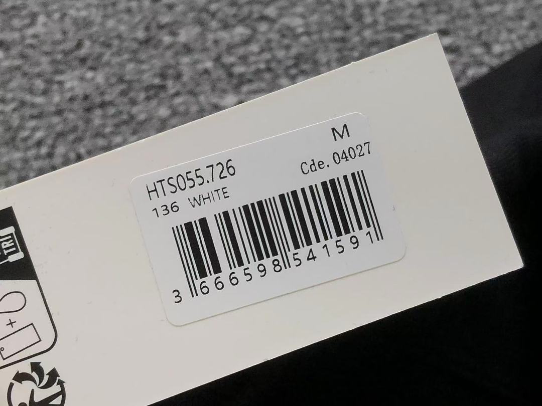 AMI 98 AMI HOODIE 1251918181 (Im 170Cm 60Kg I Wear Size M In The Phot) - Image 34
