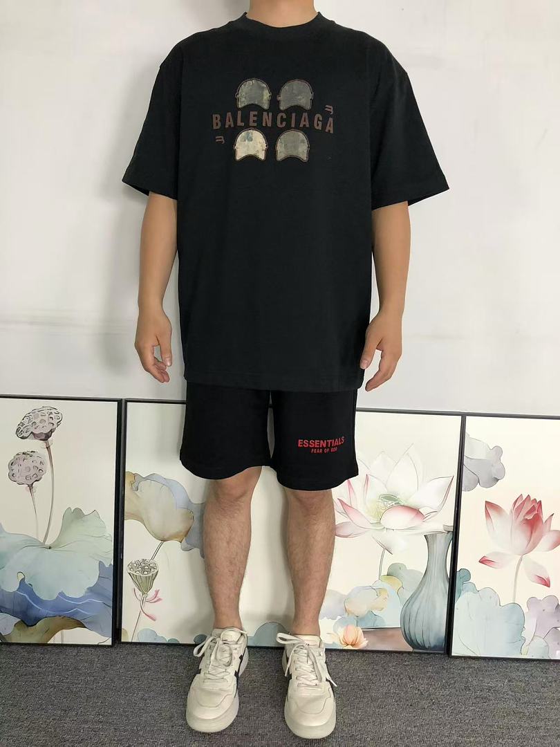 Balenciaga 118 B⭐L⭐⭐⭐IA⭐A T-SHIRT 5252005147 (Im 170Cm 60Kg I Wear Size L In The Phot) - Image 3