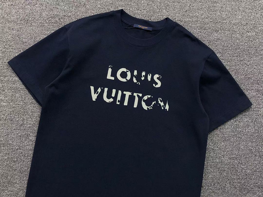 Louis Vuitton 115 L⭐ T-SHIRT 412200321 (Im 170Cm 57Kg I Wear Size L In The Phot) - Image 10