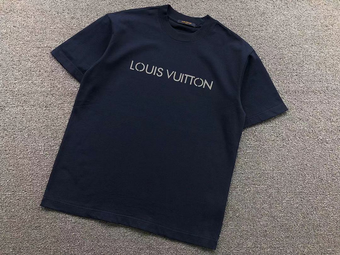 Louis Vuitton 115 L⭐ T-SHIRT 4105172521 (Im 170Cm 60Kg I Wear Size M In The Phot) - Image 12