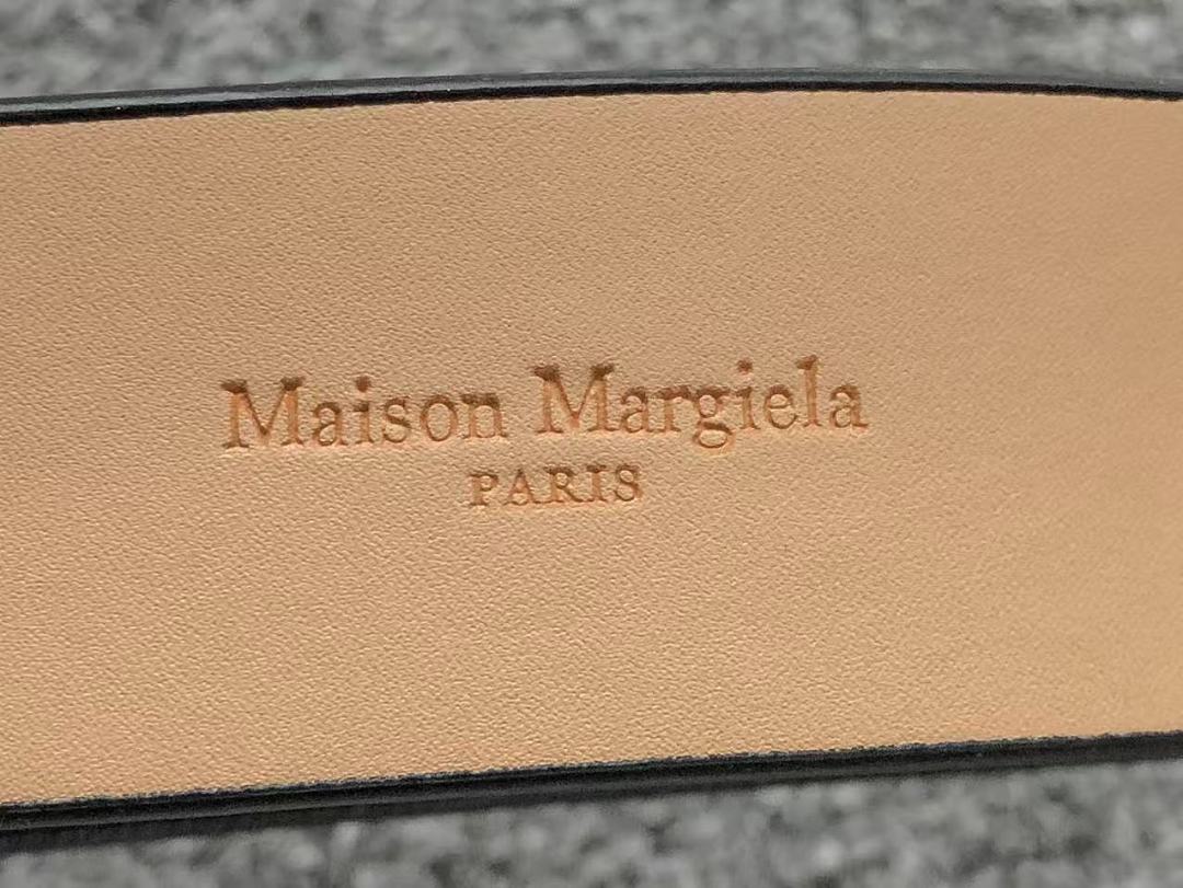 On Running 135 MAISON MARGIELA BELT 3206180921 (Long 109CM* Wide 4CM) - Image 8