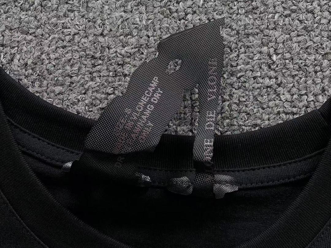 On Running 69 VLONE T-SHIRT 504141491 (Im 170Cm 60Kg I Wear Size S In The Phot) - Image 25
