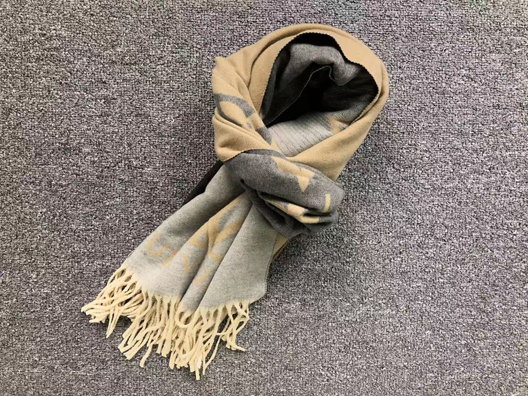 Louis Vuitton 95 L⭐ SCARF 560507102 (Long 176CM* Wide 65CM*) - Image 11