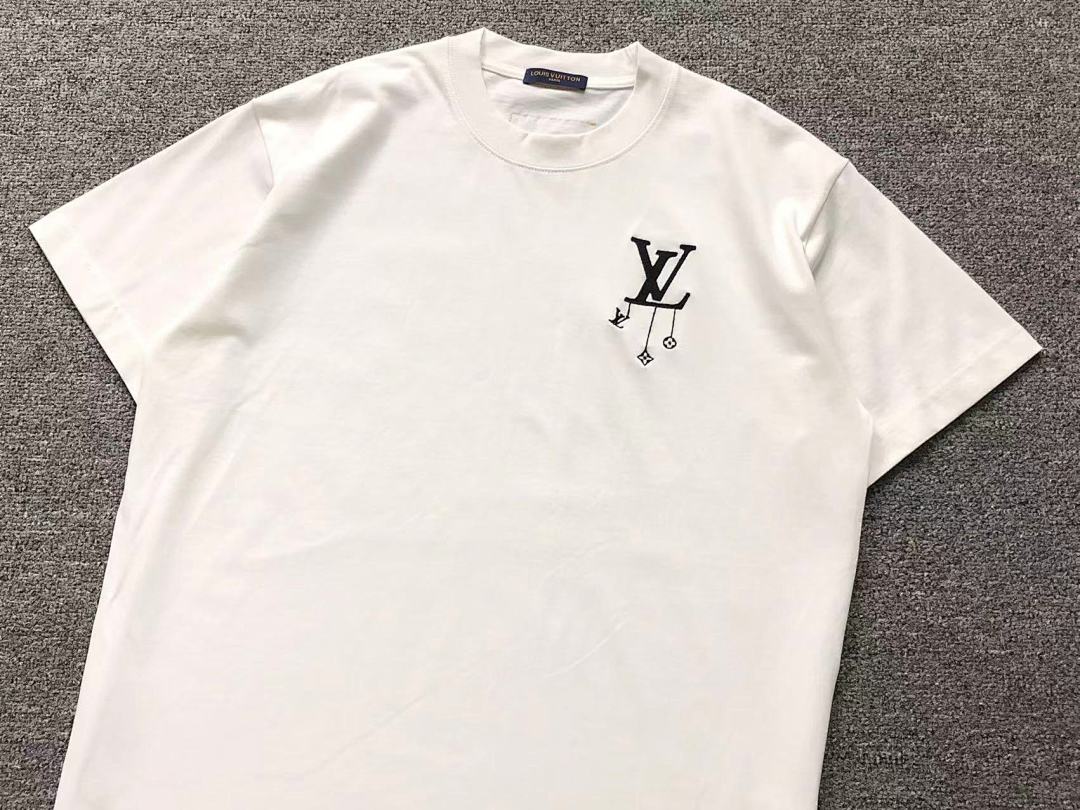Louis Vuitton 108 L⭐ T-SHIRT 42013106133 (Im 170Cm 60Kg I Wear Size 2XL In The Phot) - Image 8