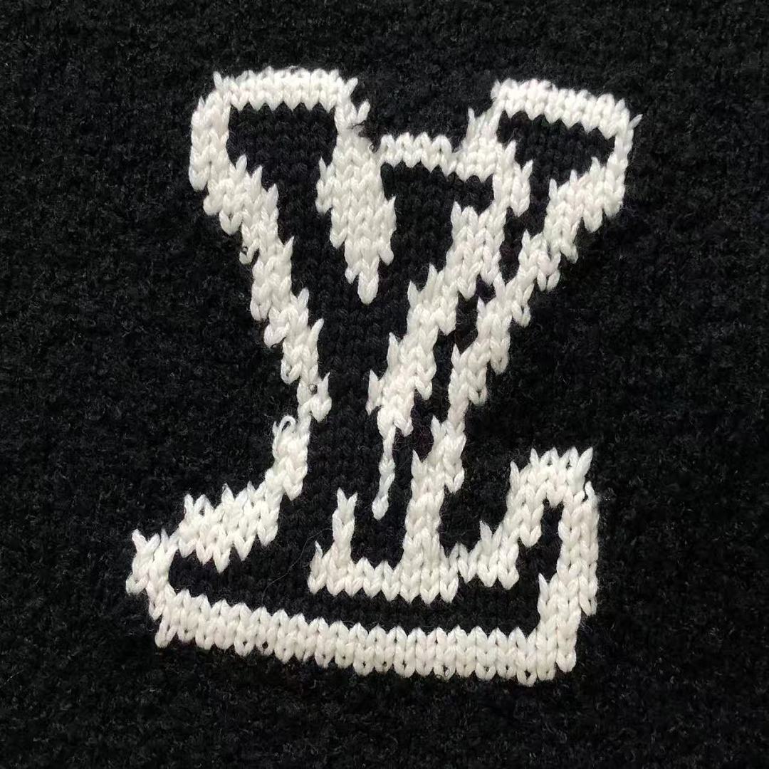 Louis Vuitton 208 L⭐ SWEATER 128290560 (Im 170Cm 60Kg I Wear Size S In The Phot) - Image 21