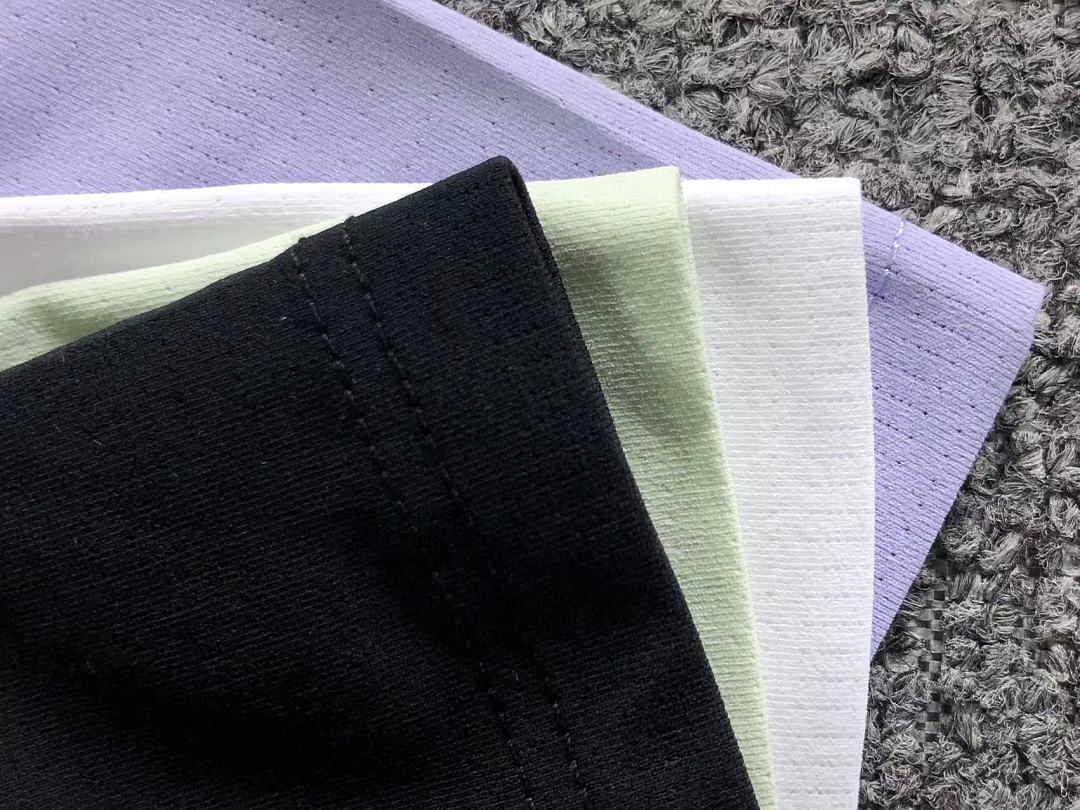 On Running 139 LULULEMON T-SHIRT FEMAIE - Image 17