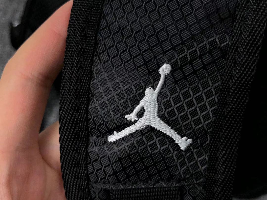 Air Jordan 125 A⭐R J⭐R⭐AN BAG 372103 (Long 30CM* Wide 15CM* High 49CM) - Image 16