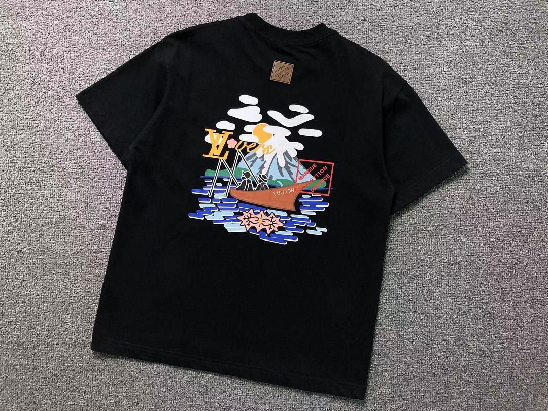 Louis Vuitton SHORTS 158 L⭐ T-SHIRT 2208020715 (Im 170Cm 60Kg I Wear Size S In The Phot) - Image 15