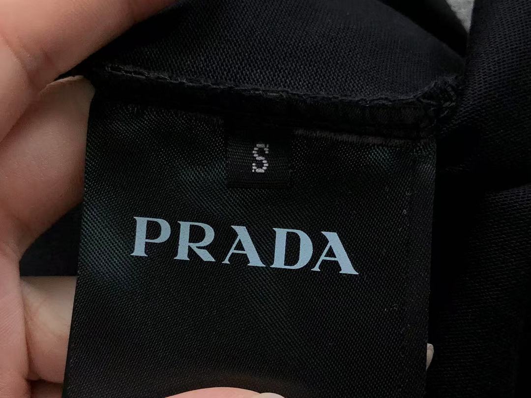 Prada 168 P⭐A⭐A T-SHIRT 22032008001 (Im 170Cm 60Kg I Wear Size S In The Phot) - Image 17