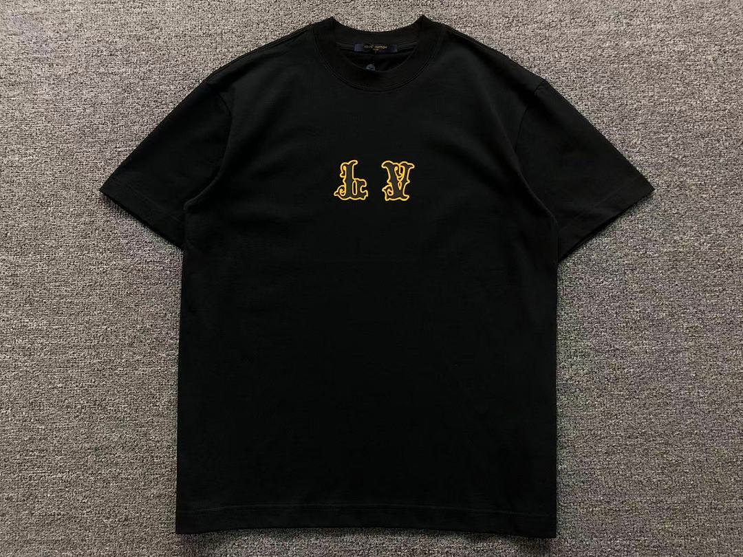 Louis Vuitton 118 L⭐ T-SHIRT 5103106147 (Im 170Cm 60Kg I Wear Size M In The Phot) - Image 7