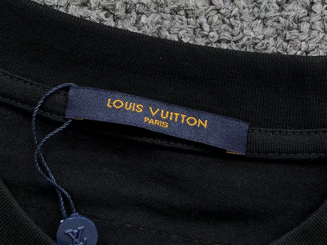 Louis Vuitton 118 L⭐ T-SHIRT 41080202133 (Im 170Cm 60Kg I Wear Size XL In The Phot) - Image 21