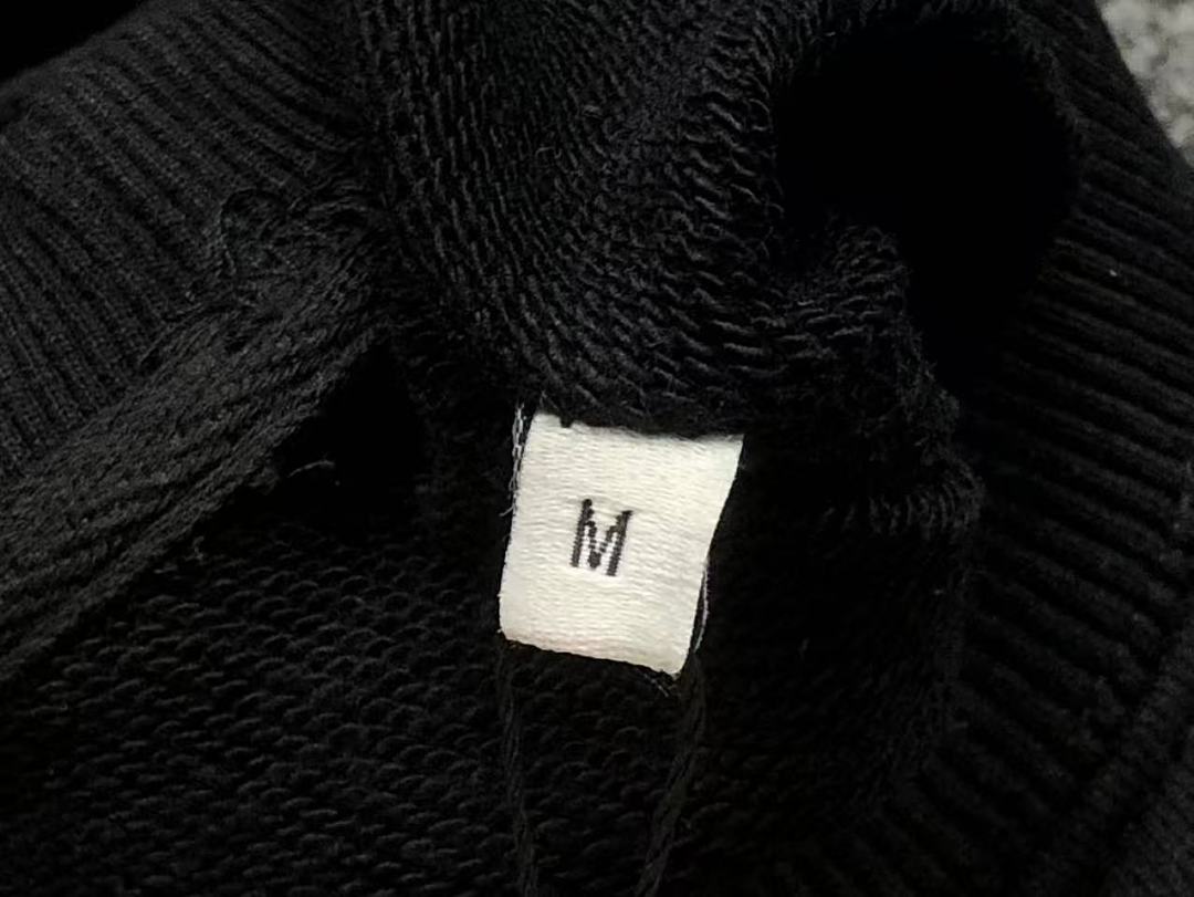 AMI 175 AMI HOODIE 22082704001 (Im 170Cm 60Kg I Wear Size M In The Phot) - Image 38