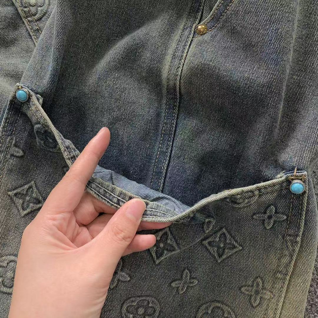 Louis Vuitton 208 L⭐ - Image 15