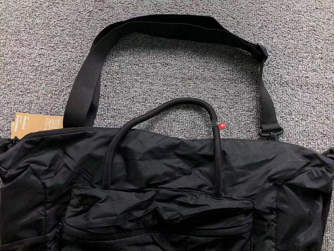 On Running 228 ON BAG 3205080423 (Long 54CM* Wide 18CM* High 40CM) - Image 19
