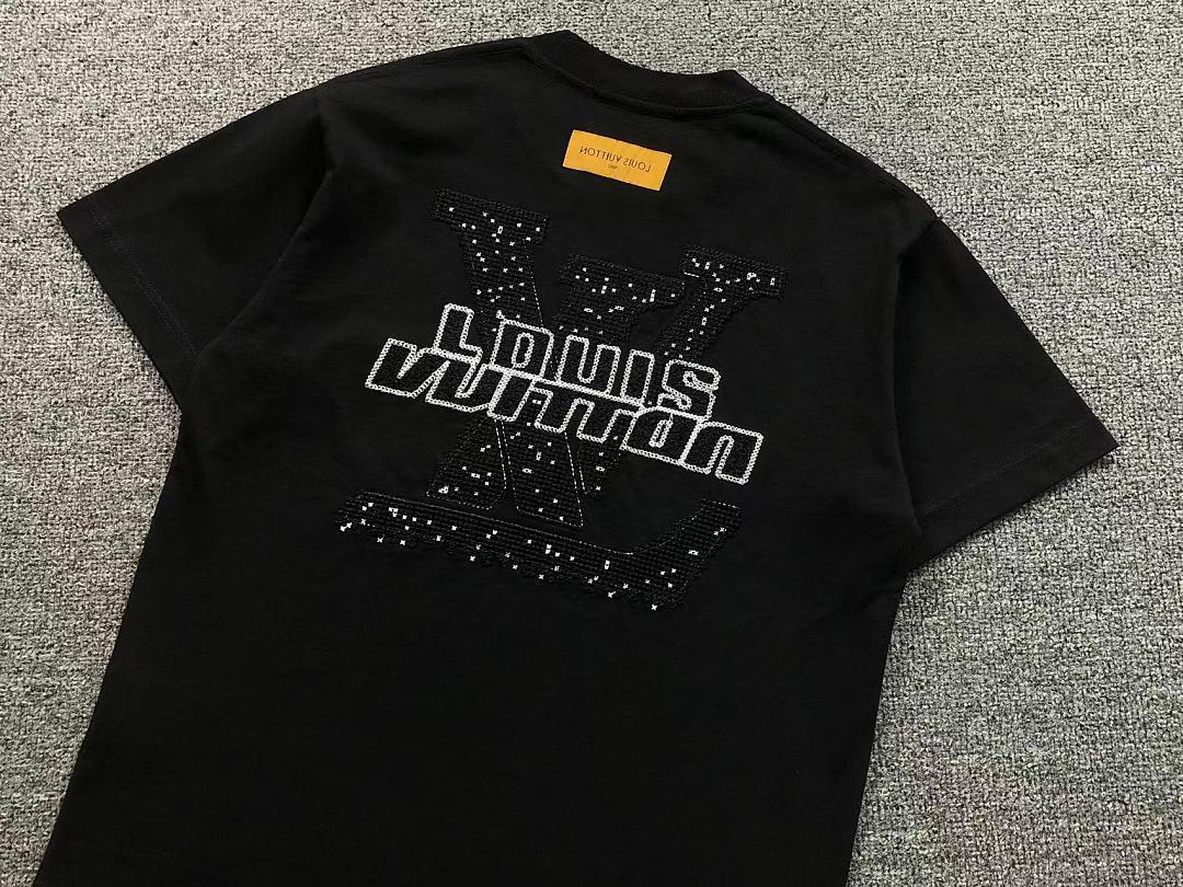 Louis Vuitton 108 L⭐ T-SHIRT 525221381 (Im 170Cm 60Kg I Wear Size S In The Phot) - Image 12