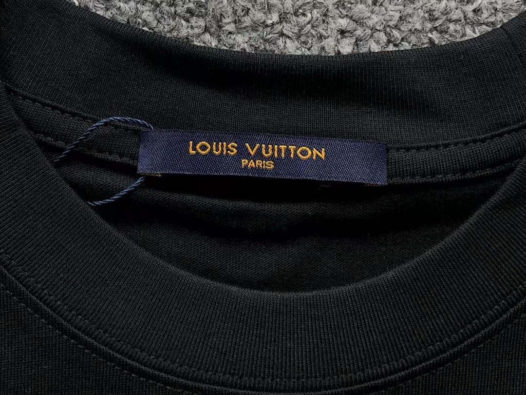 Louis Vuitton 115 L⭐ T-SHIRT 5122501147 (Im 170Cm 60Kg I Wear Size M In The Phot) - Image 21