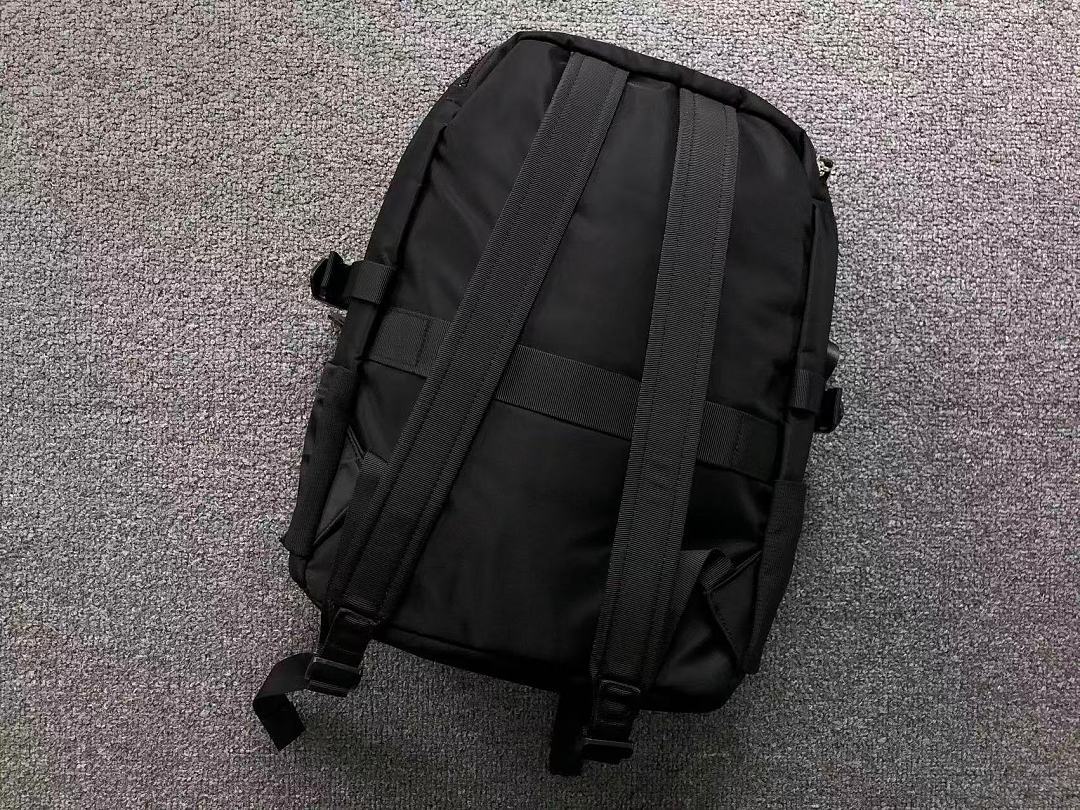 On Running 145 LULULEMON BAG 2207022476 (Long 27CM* Wide 15CM* High 40CM) - Image 14