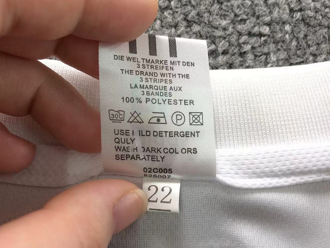 Chanel 95 FOOTBALL CHILD SHORTS T-SHIRT - Image 18