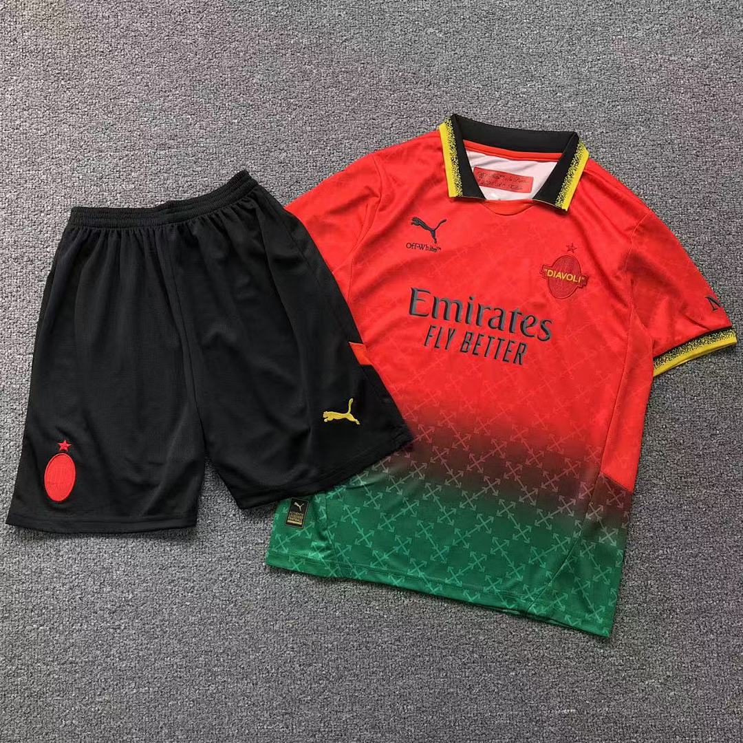 Chanel 75 FOOTBALL T-SHIRT SHORTS