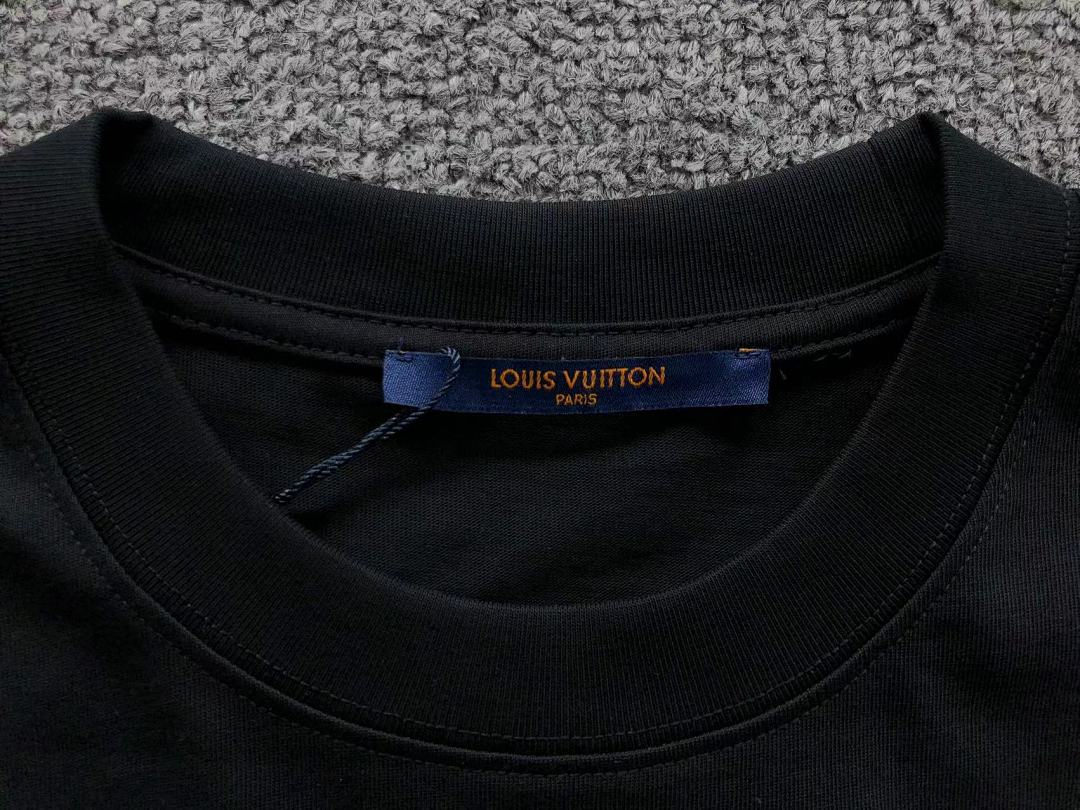 Louis Vuitton 115 L⭐ T-SHIRT 215141621 (Im 170Cm 60Kg I Wear Size S In The Phot) - Image 21