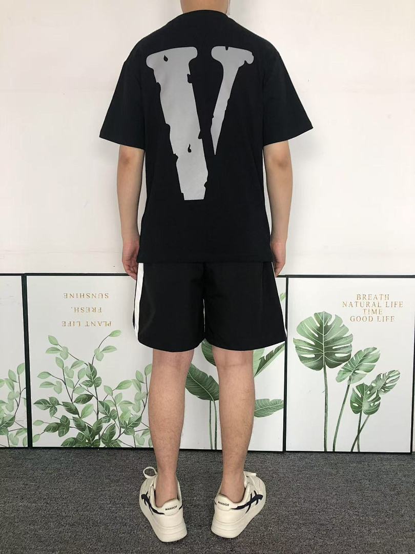On Running 71 VLONE T-SHIRT 504159591 (Im 170Cm 60Kg I Wear Size S In The Phot) - Image 4